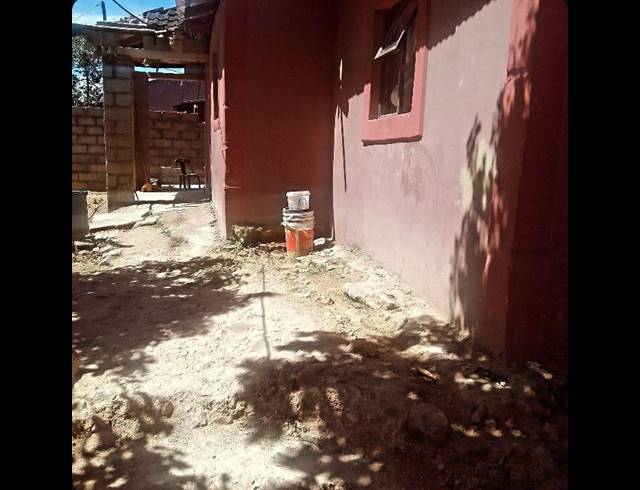 2 BEDROOM HOUSE FOR SALE IN UMLAZI R